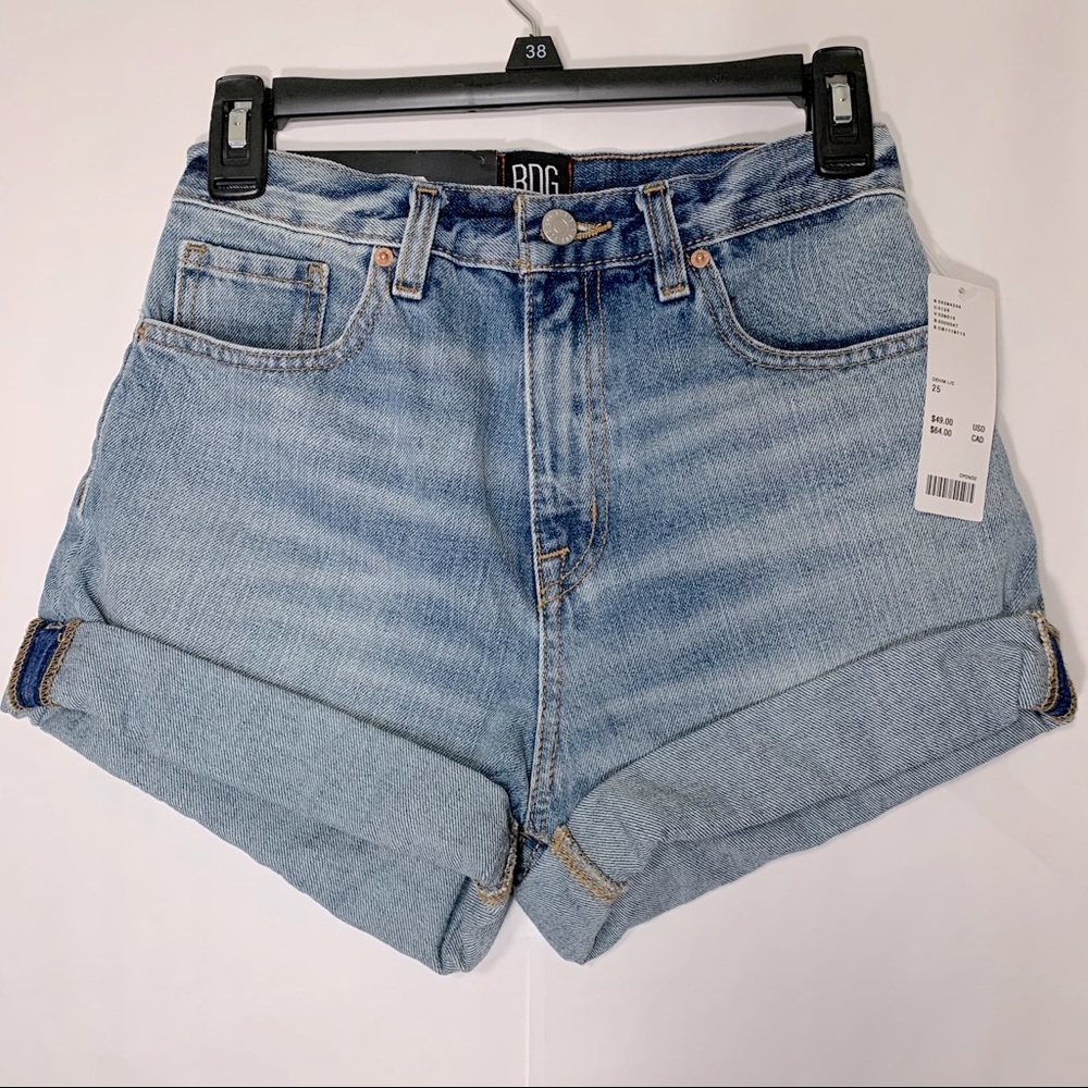 NWT BDG High-Waisted Mom Shorts